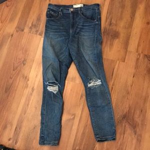 O7 size dark blue jeans from Garage